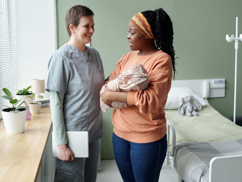 how much does a midwife cost